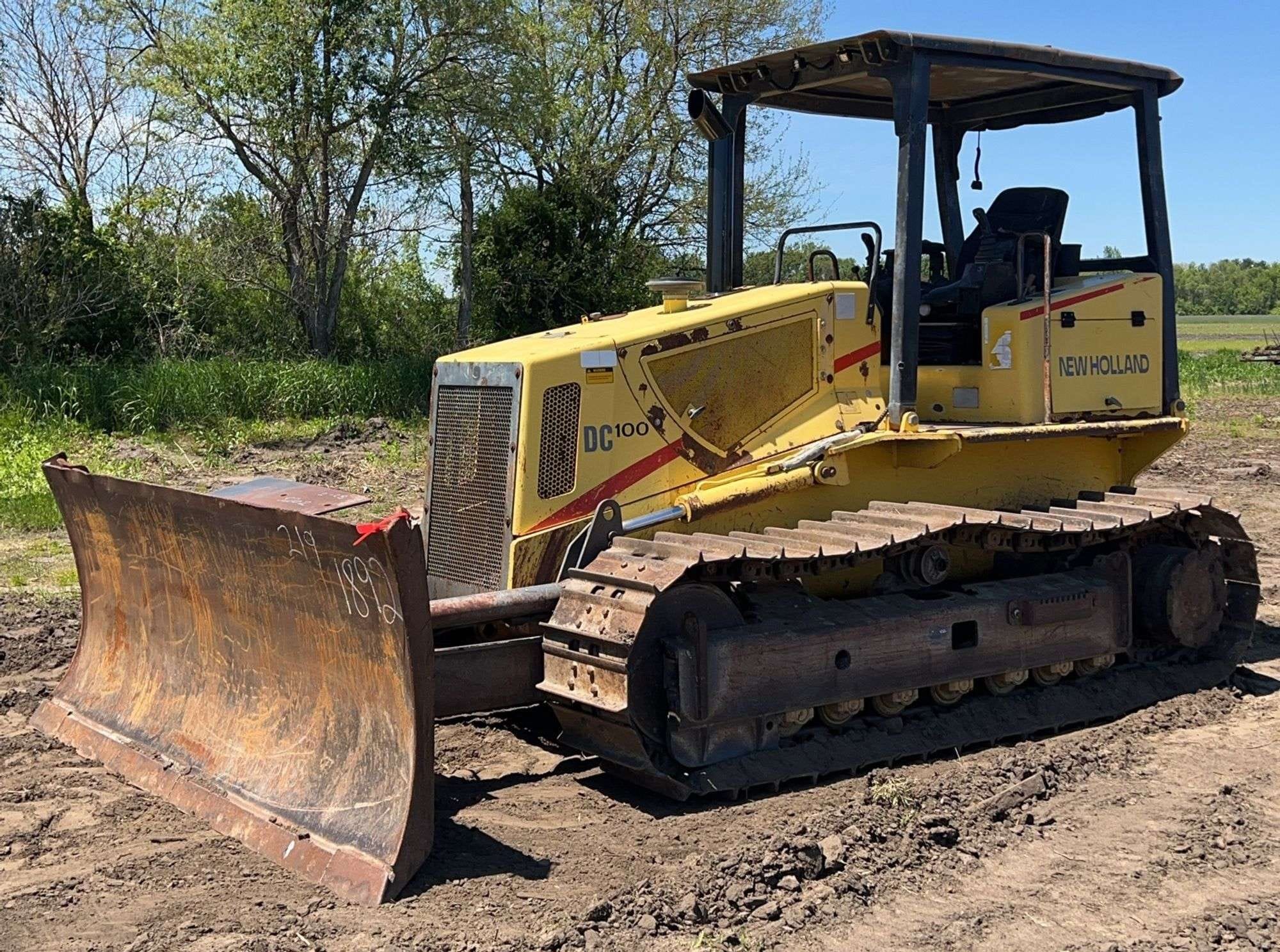 New Holland DC100 Equipment Image0