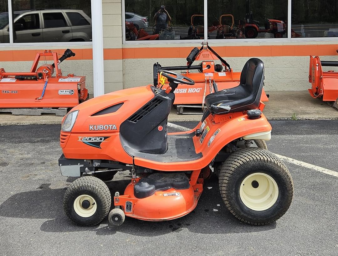 Image of Kubota T2080 Primary image