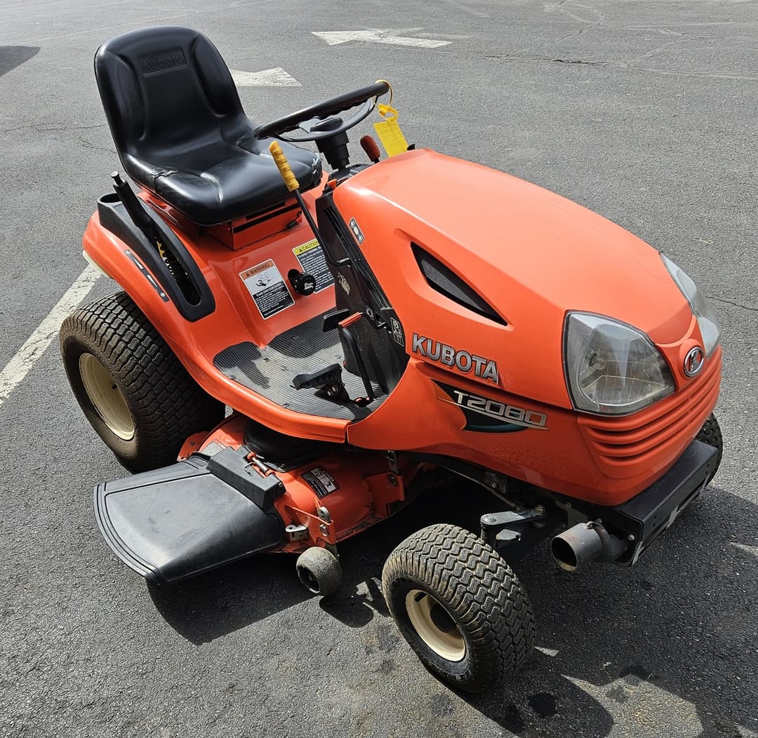 Image of Kubota T2080 Image 1