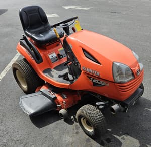 Kubota T2080 Image