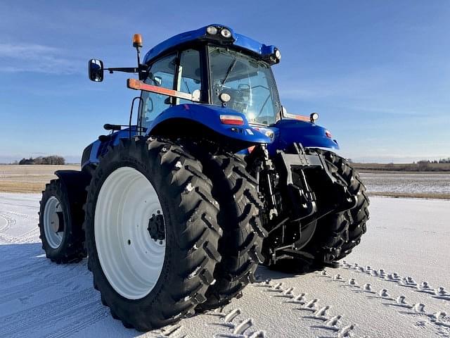 Image of New Holland T8.360 equipment image 2