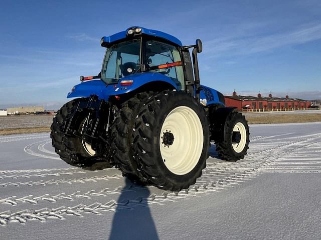 Image of New Holland T8.360 equipment image 4