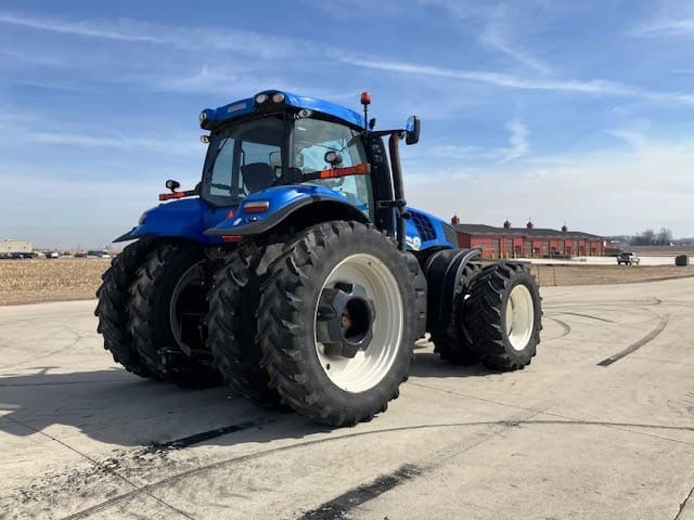 Image of New Holland T8.390 equipment image 4