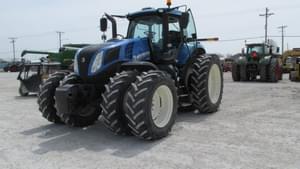 2014 New Holland T8.410 Image