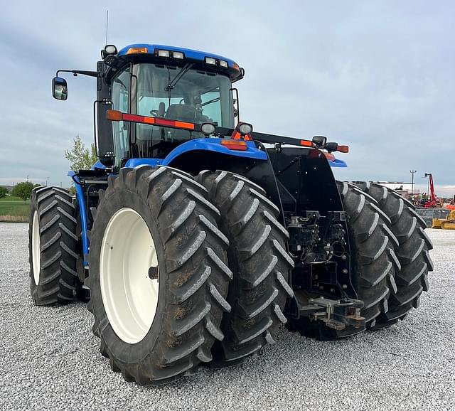 Image of New Holland T9.450 equipment image 2