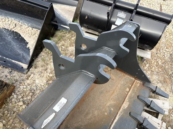 Image of Tag Compact Excavator Bucket equipment image 3