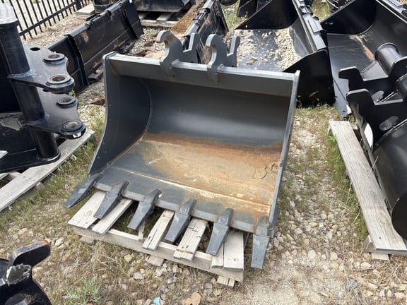 Tag Compact Excavator Bucket Equipment Image0