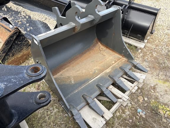 Image of Tag Compact Excavator Bucket equipment image 2