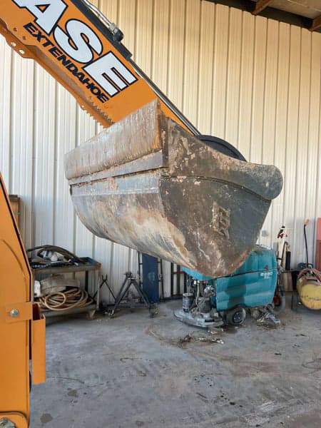 Image of Tag Bucket equipment image 1