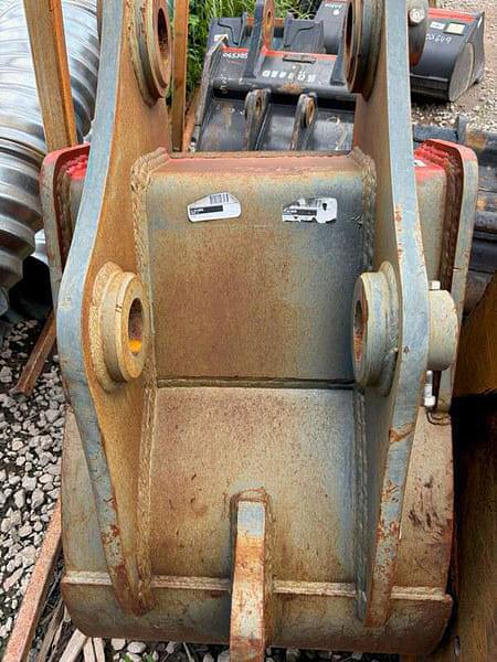 Image of Tag Excavator Bucket equipment image 2