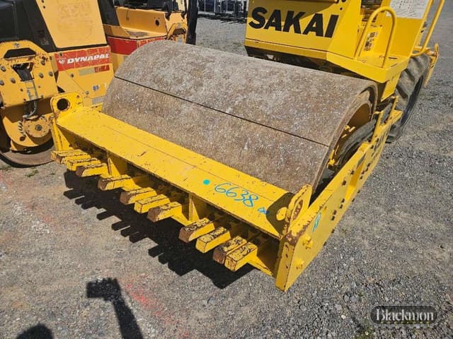 Image of Sakai SV204T equipment image 1