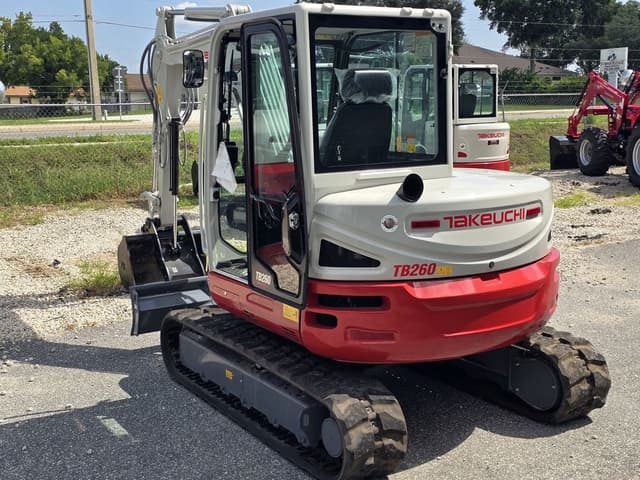 Image of Takeuchi TB260 equipment image 2