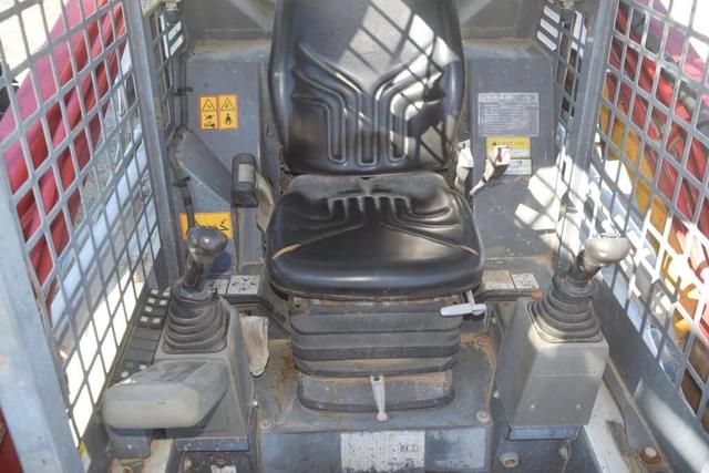 Image of Takeuchi TL8 equipment image 4