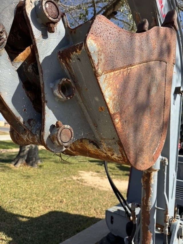 Image of Takeuchi TB025 equipment image 1