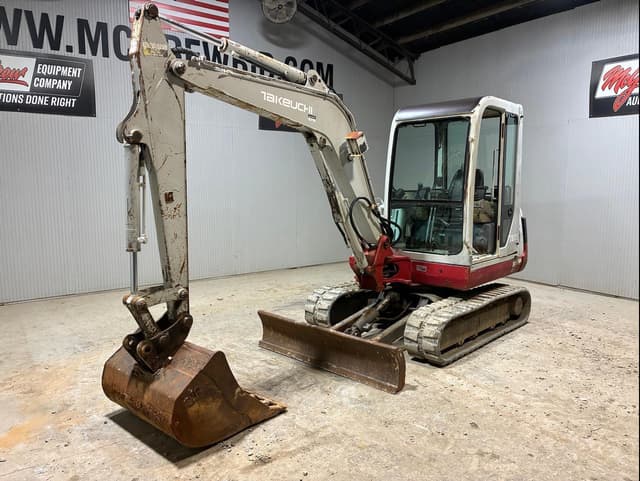 Image of Takeuchi TB035 equipment image 1