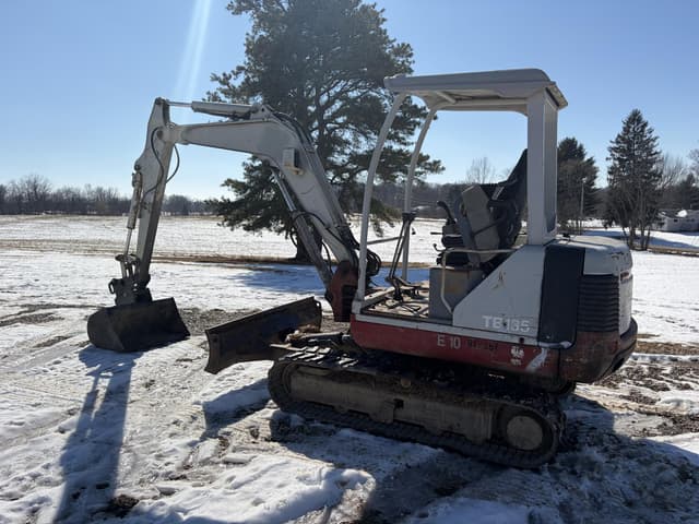 Image of Takeuchi TB135 equipment image 1