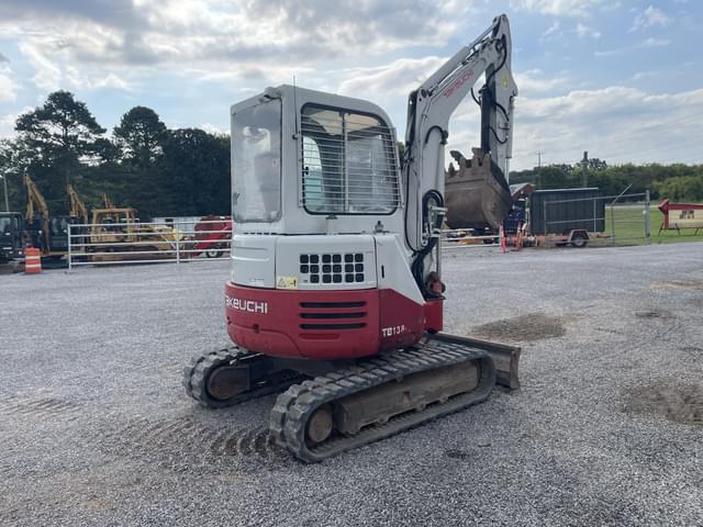 Image of Takeuchi TB138FR equipment image 3