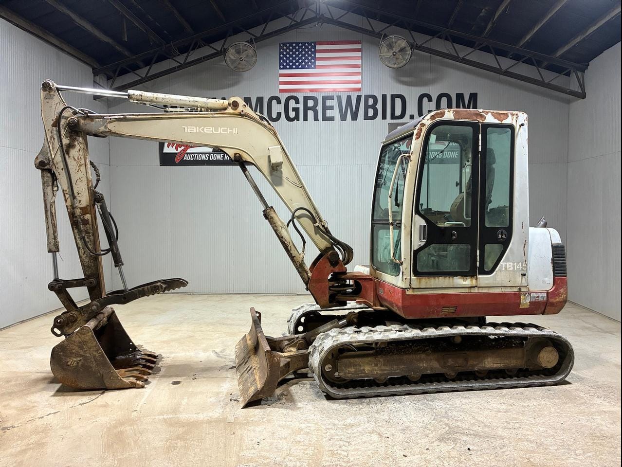 Takeuchi TB145 Equipment Image0