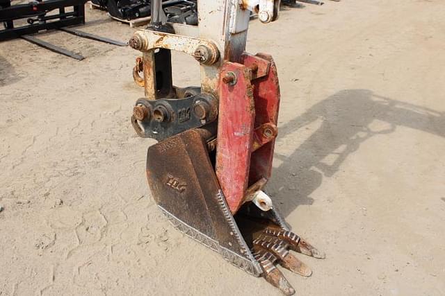Image of Takeuchi TB153 equipment image 3
