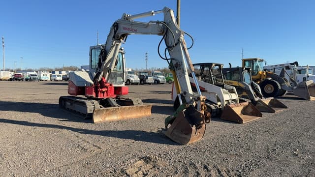 Image of Takeuchi TB180FR equipment image 2