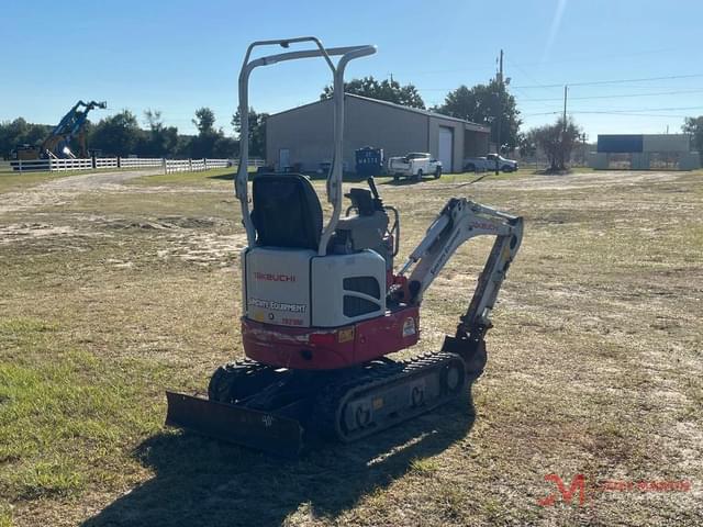 Image of Takeuchi TB210R equipment image 2