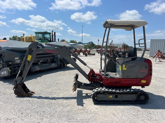 Image of Takeuchi TB216 equipment image 1