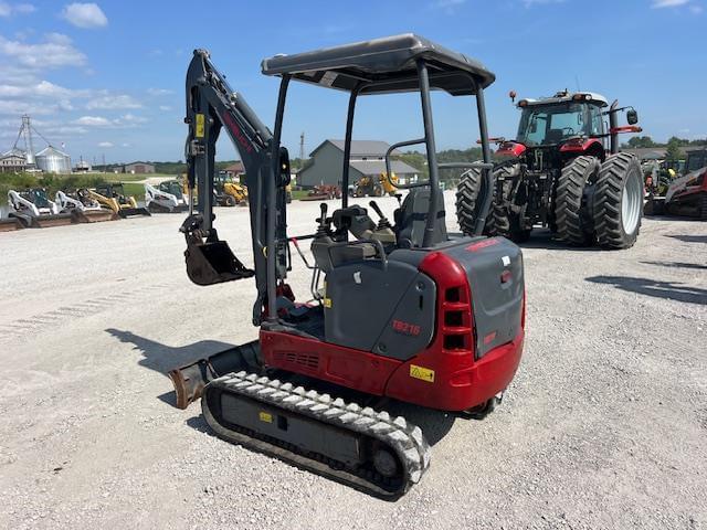 Image of Takeuchi TB216 equipment image 3