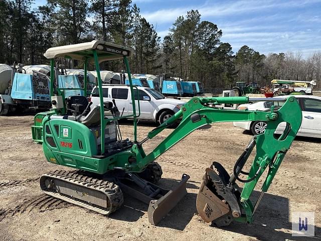 Image of Takeuchi TB216 equipment image 3