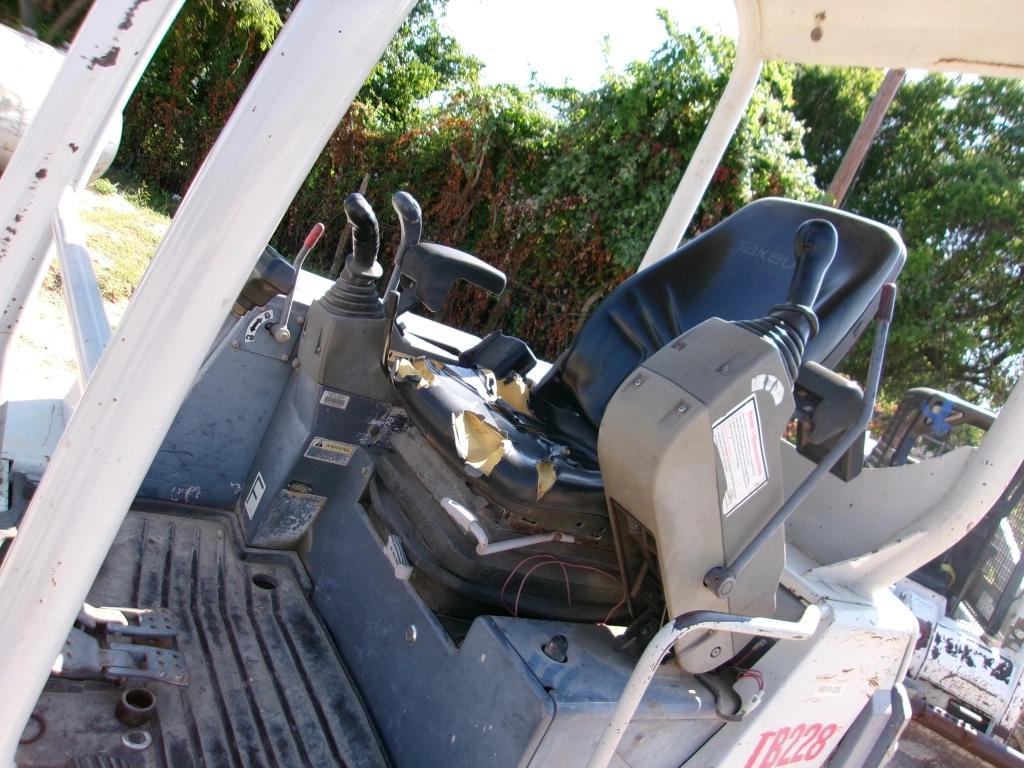 Image of Takeuchi TB228 Image 1