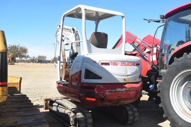 Image of Takeuchi TB230 equipment image 1