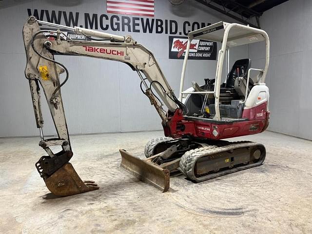 Image of Takeuchi TB230 equipment image 1