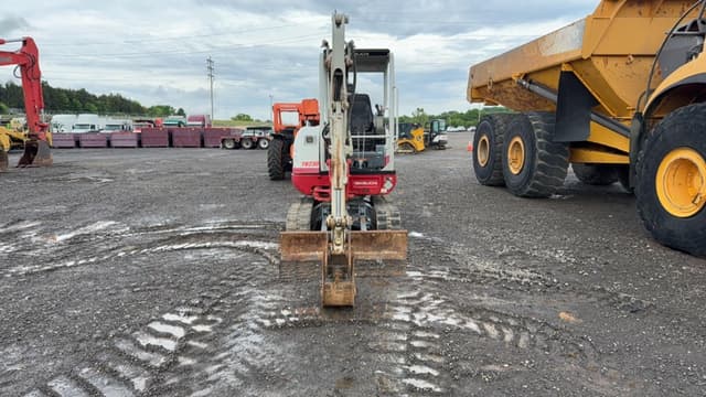 Image of Takeuchi TB230 equipment image 1