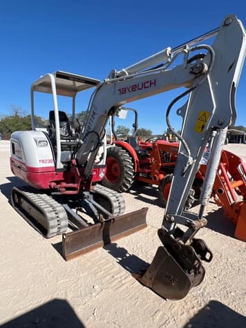 Main image Takeuchi TB230
