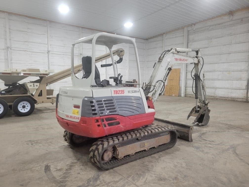 Image of Takeuchi TB235 Primary Image