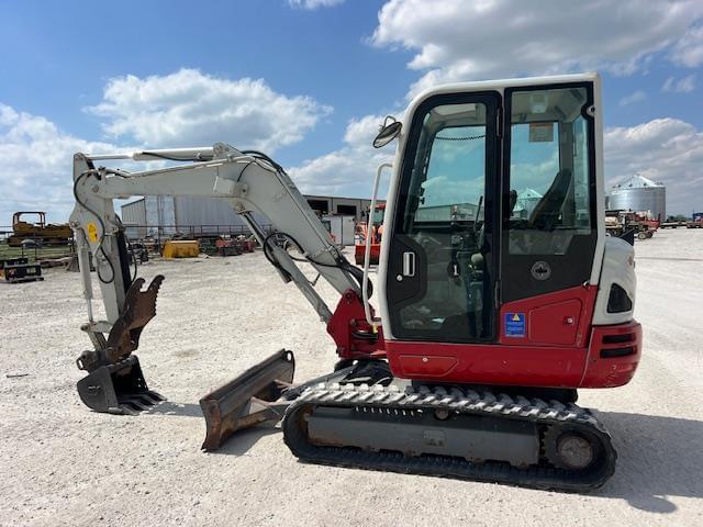 Image of Takeuchi TB235-2 equipment image 1