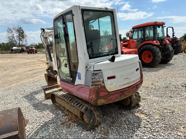 Image of Takeuchi TB235 equipment image 3