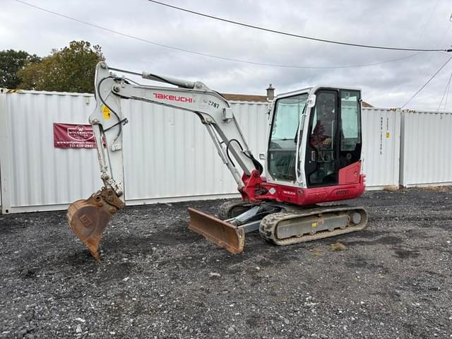 Image of Takeuchi TB240 equipment image 1