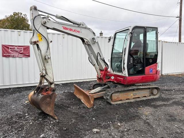 Image of Takeuchi TB240 equipment image 2