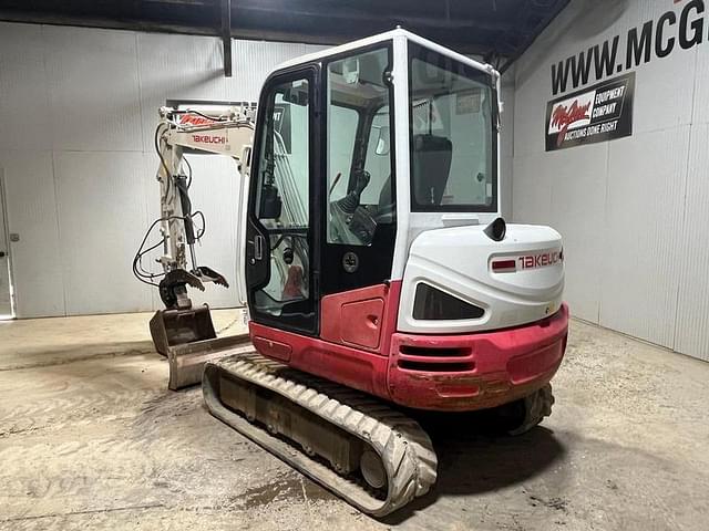 Image of Takeuchi TB240 equipment image 2