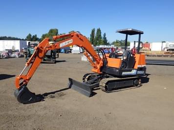 Main image Takeuchi TB250