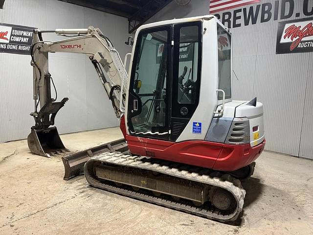 Image of Takeuchi TB250 equipment image 2