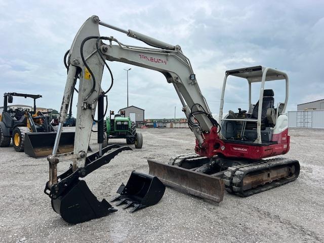 Image of Takeuchi TB260 Primary image