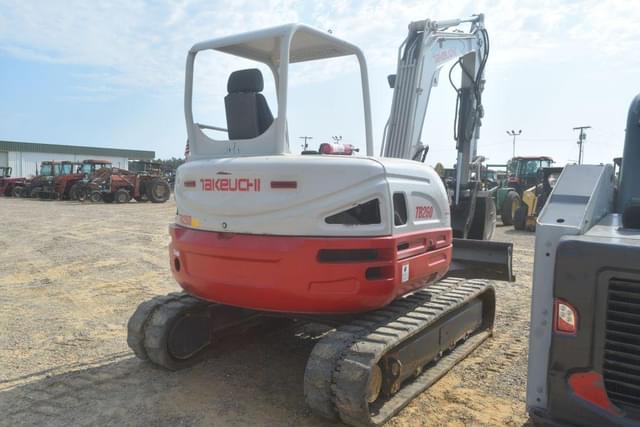 Image of Takeuchi TB260 equipment image 2