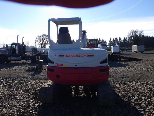 Image of Takeuchi TB260 equipment image 4