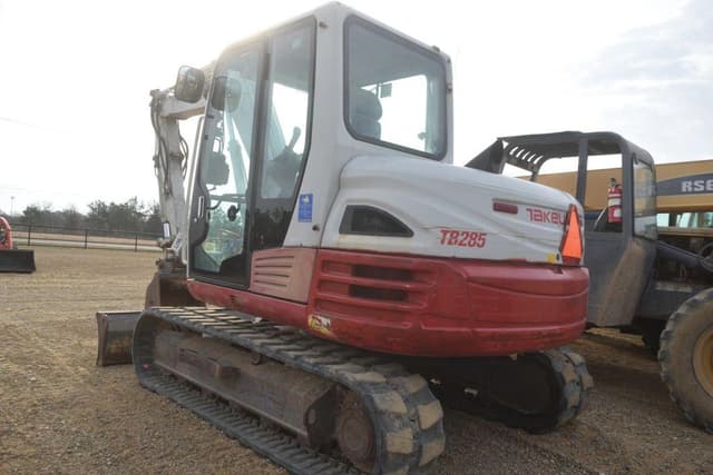 Image of Takeuchi TB285 equipment image 1