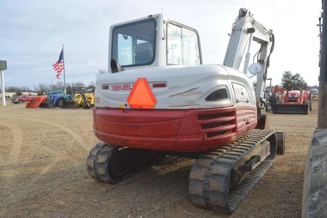 Image of Takeuchi TB285 equipment image 2