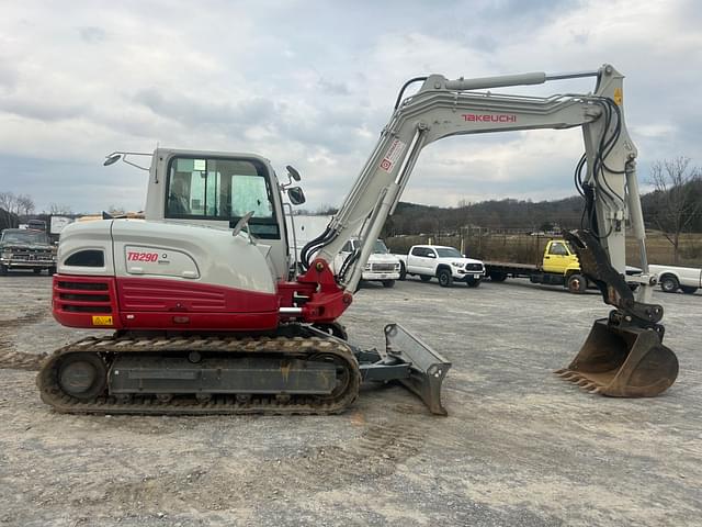 Image of Takeuchi TB290 equipment image 3