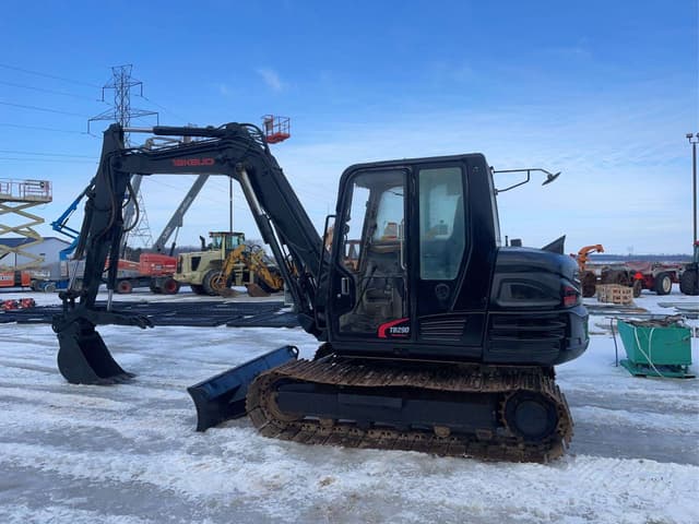 Image of Takeuchi TB290 equipment image 2