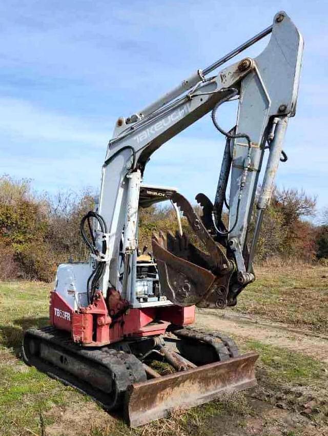 Image of Takeuchi TB53FR equipment image 2