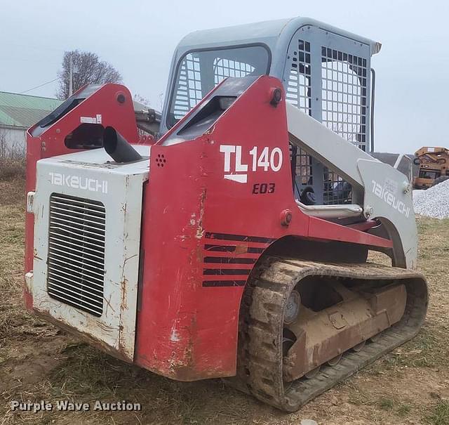 Image of Takeuchi TL140 equipment image 4